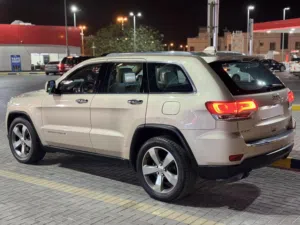 للبيع جيب شروكي 2015 ليمتد