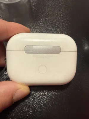 سماعات AirPod Pro 2 للبيع جداً نضيفه