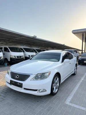 Lexus LS460 V8 Japan Import Model 2009 – Full option 179,000 km