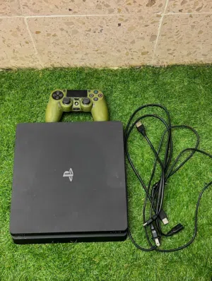Ps4 slim 1000GB