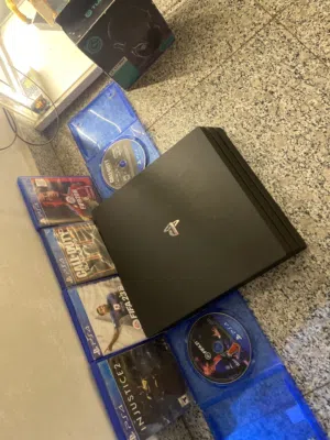 بلايستيشن فور مستعمل مع ويراته و سيديات مستعمله خفيف و سماعه جديده