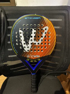 cwin stinger padel racket // مضرب بادل بحالة ممتازة و استعمال بسيط