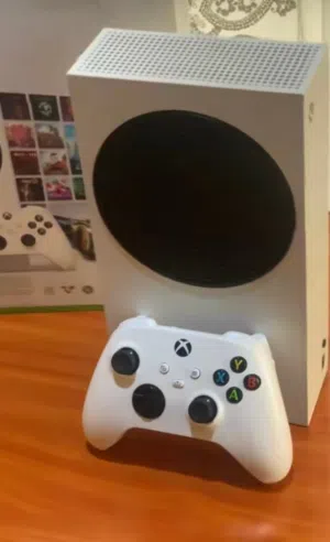 Xbox Series S Xbox for sale in Al Anbar