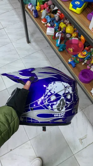 خودة دراجة جديدة ماركة عالمية للبيع مستعجل بسعر حرق جديدة ماعليها ولا اي ببسة ماش شاء لله