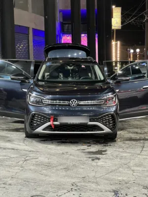 Used Volkswagen ID 6 in Zarqa