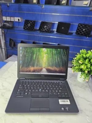 Dell Latitude E7440 Processor Core i5 4TH Generation 8GB Ram 256 GB Storage 14-inch screen size
