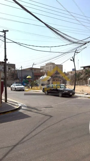 ارض للبيع بمساحة 172 وواجهة 8.5 في منطقة الجزائر