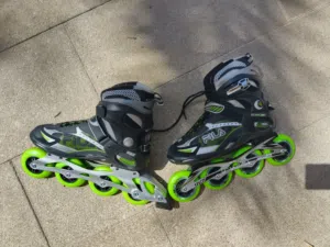 NEW roller skates size 43