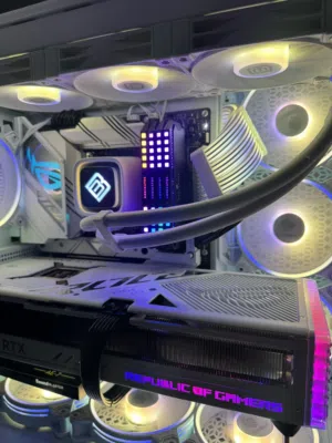 كرت شاشه 4090 rog asus white edition