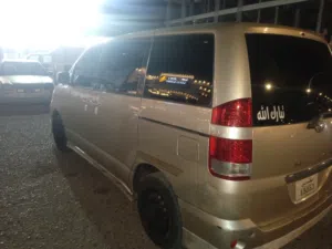 Used Toyota Voxy in Aden