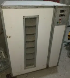 فقاسه للبيع