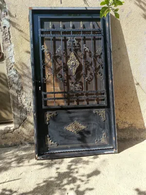 باب حديد ثقيل تفصيل