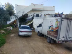 منزل طابقين للبيع