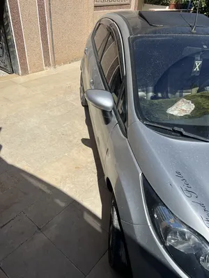 فور-فيستا-2012-للبيع