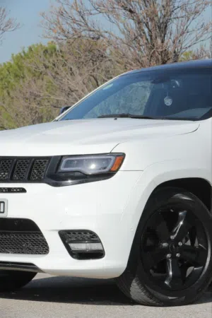 جيب جراند شيروكي 2015  3.6L  كت SRT 2020  دبل  بصمة  كاميرا  خلدا