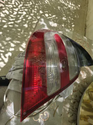 ضو خلفي مرسيدس c230 2003 أصلي ألماني مستعمل نظيف