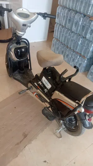 سكوتر كهربائي