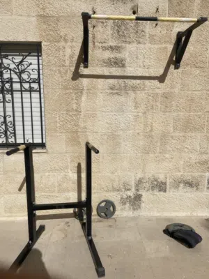 Pull-up و Dips bar للبيع ب70 دينار