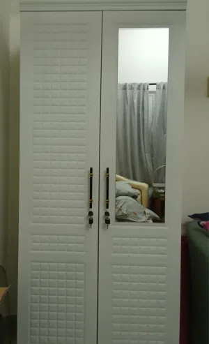 Cabinet cloth