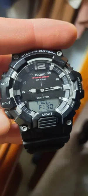 montre casio original hdc-700 world time wr 100 M ساعة أصلية من كازيو اورجنال تمشي مشاءالله مقاومة