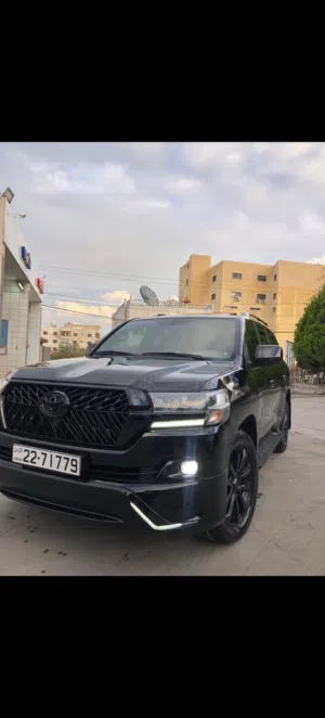 لاند كروزر 2011 محول trd 2018