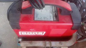 مكينه لحام واغراض للبيع