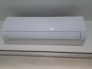 مكيف LG اصلي 2 ton ,استخدام اقل من سنه موديل 2025