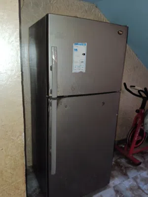 ثلاجه للبيع