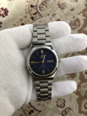Orient Full original Automatic watch.  size 37. Japan made.  super clean.  no scratch.