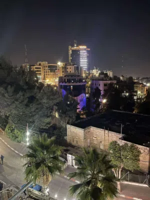 شاغر ضمن غرفة مشتركة ضمن شقة مفروشة جزئي