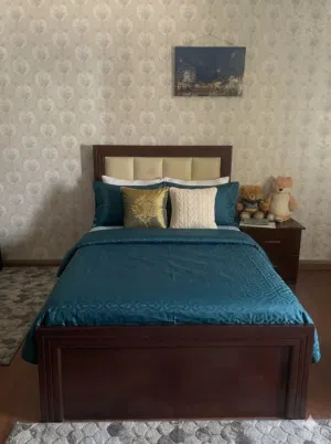 One-and-a-Half Bed with Matching Bedside Table – Excellent Condition