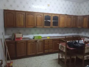 هاذ الخطرة خصصنالكم عمل تركيب وصيانة المطابخ وغرف الأكل مع (الفني المتميز)