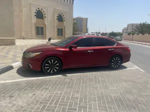 نيسان التيما للبيع