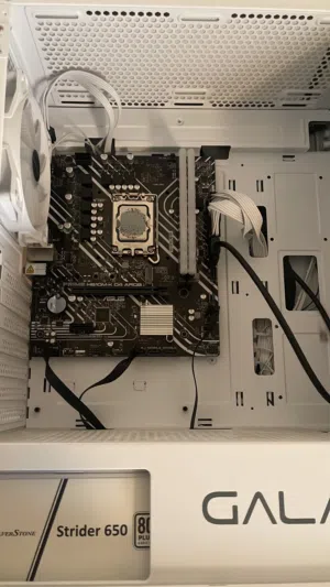 NEW PC GAMING بيسي قيمنق قوي ما يشكي منه