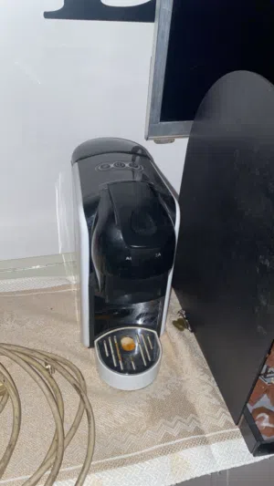 ماكينه قهوه حاله جيده