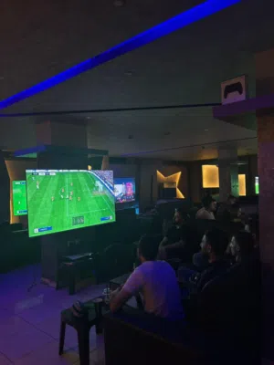 محل بلايستيشن مجهز بالكامل للبيع بسعر حرق