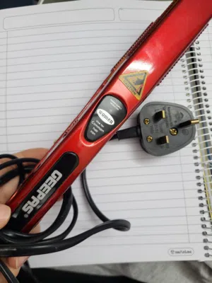 straightener geepas
