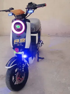 سلام عليكم دراجه شحن R9 بنهايه ال 25 شتريته يعني صارله تقريبا يمي 6 اشهر دراجه حلوه ونضيفه تجي تفحص