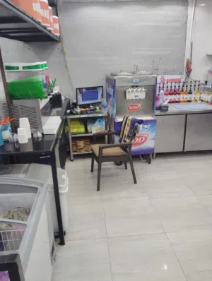 محل 50 متر للبيع بمنطقة الخيران المجال عصاير ومرطبات لة زباينة ودخلة عالي ايجار المحل 1150 دك سعر ال