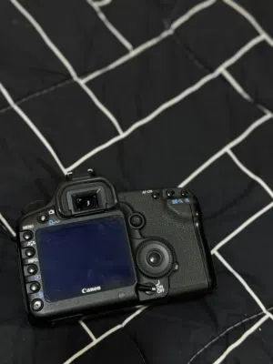 Canon 5D MARK II