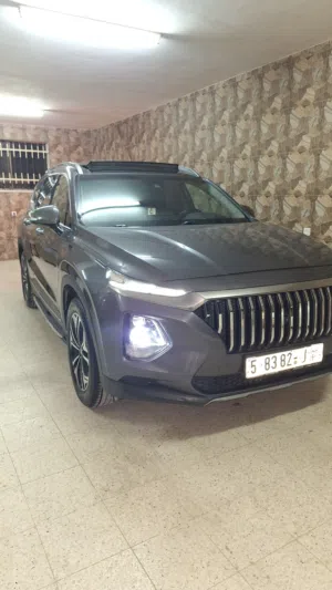 هونداي سانتفيه 2018 4على4 فتحة بانوراما فل اضافات للبيع او بدل
