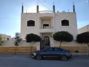 440 m2 More than 6 bedrooms Townhouse for Sale in Amman Al-Abdaliya