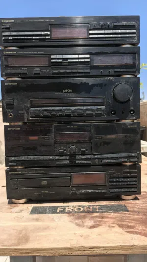 جهاز بايونير 110vللبيع الجهاز