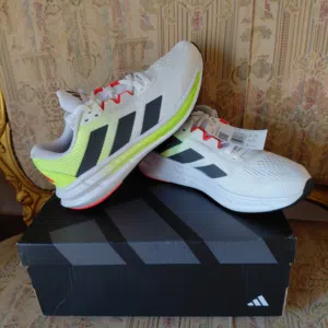 كوتشي أديداس أصلي جديد بالبوكس Adidas QUESTAR Original