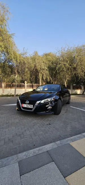 Used Nissan Altima in Abu Dhabi