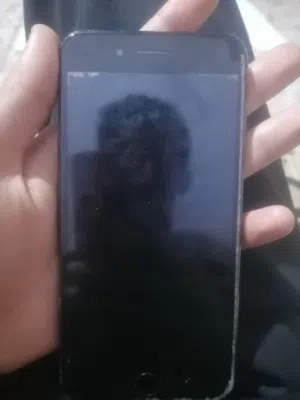 Apple iPhone 7 Plus 128 GB in Basra