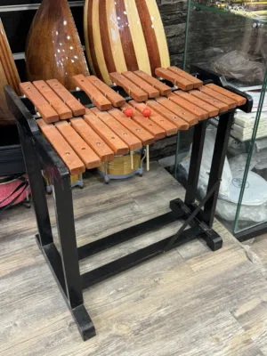 اكسلفون خشب متوفر