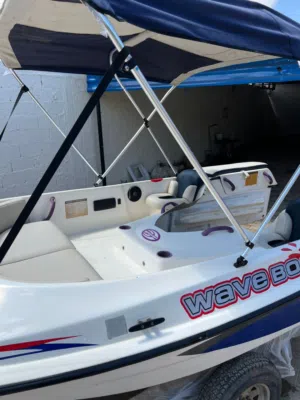 Wave Boat 11