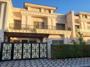 بیت درجه اولی بمجمع دریم ستي للبیع