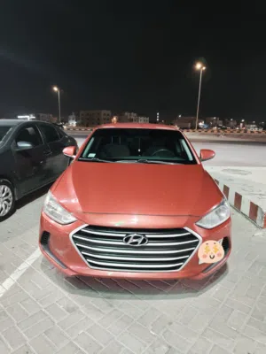 Hyundai-Elantra 2.0 CC Model 2017  Good condition